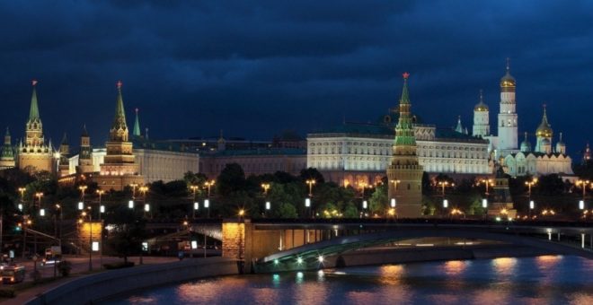 La Russia vieta l’utilizzo degli iPhone ai funzionari governativi