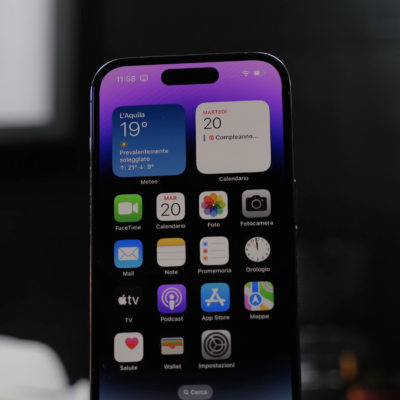 Comprare un iPhone costa il 7,2% dello stipendio annuo di un italiano