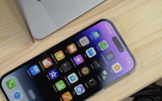 Tutti gli iPhone 15 utilizzeranno schermi OLED di ultima generazione?