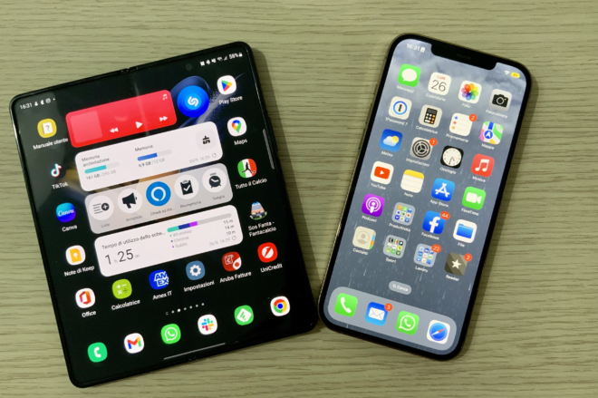 Quando aspetti l’iPhone 14 Pro Max e compri il Samsung Galaxy Fold4