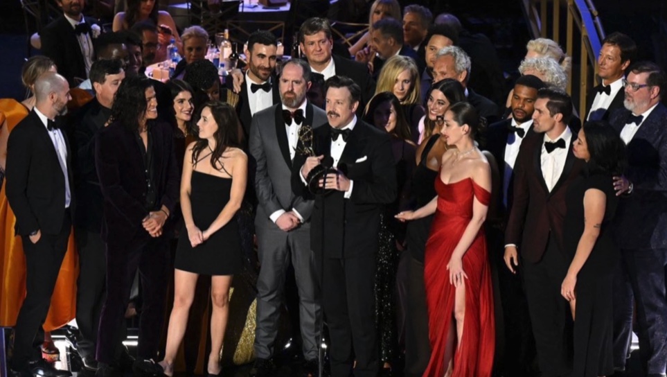 Ted Lasso E Jason Sukeikis Trionfano Agli Emmy Awards 2022 