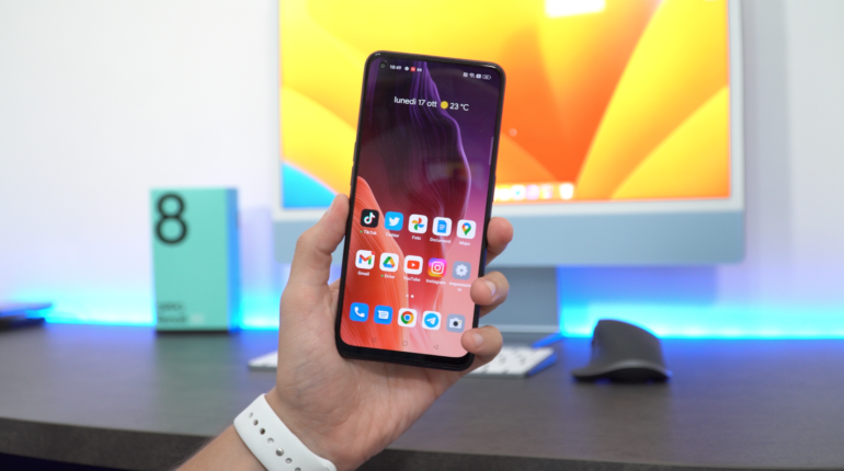 recensione Oppo reno 8