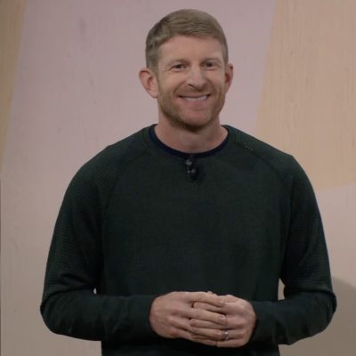 Il VP di Google prende in giro Apple su Always On display, modalità notturna, RCS e altro