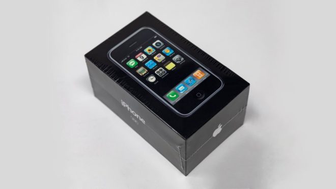 Un iPhone 2G ancora sigillato venduto all’asta a quasi 40.000 dollari