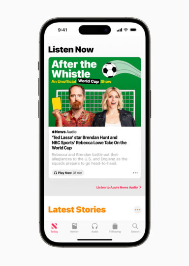Apple News presenta il podcast After the Whistle with Brendan Hunt and Rebecca Lowe