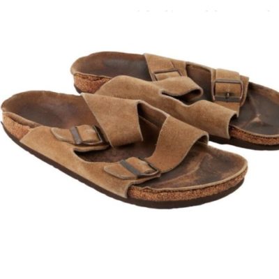 All’asta i sandali di Steve Jobs, venduti per 218.750$