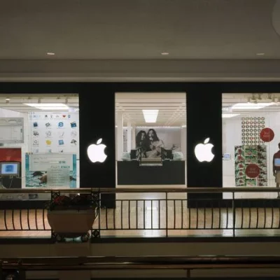 Il primo Apple Store della storia si sposta in un altro luogo
