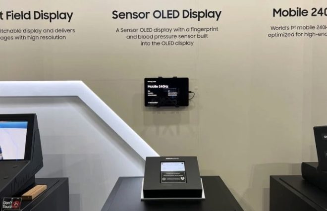 Samsung presenta il primo display OLED al mondo con sensore di impronte digitali e pressione sanguigna integrato