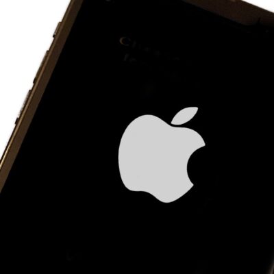 Come ripristinare un iPhone 15 bloccato sul logo Apple, disponibile iOS 17.0.2