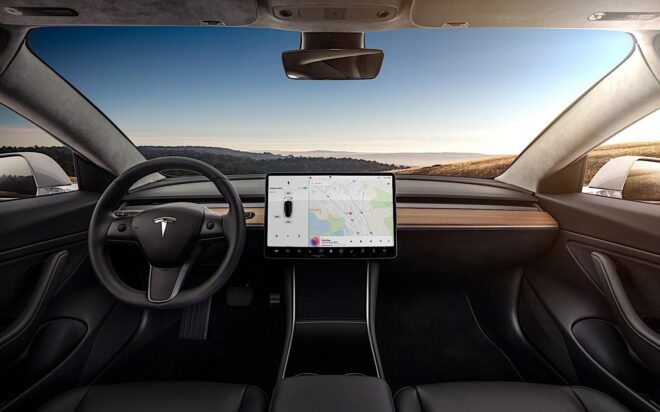 CarPlay serve davvero sulla Tesla?