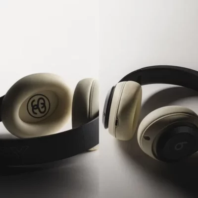 Apple presenta le Beats Studio Pro in edizione limitata “Stüssy”