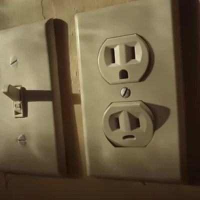 Apple pubblicizza la grande autonomia dell’iPhone 15 Plus