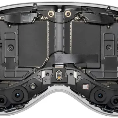 iFixit smonta l’Apple Vision Pro e fornisce nuovi dettagli su display, batteria e tanto altro