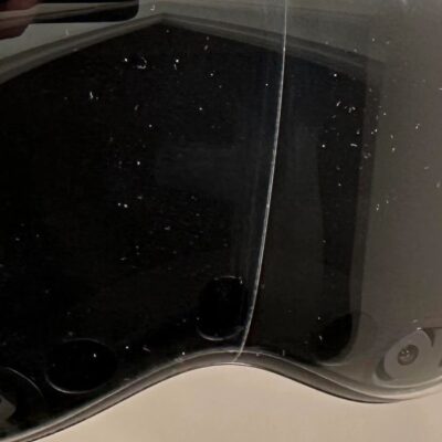 Alcuni Apple Vision Pro mostrano una crepa nel vetro di copertura anteriore