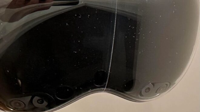 Alcuni Apple Vision Pro mostrano una crepa nel vetro di copertura anteriore