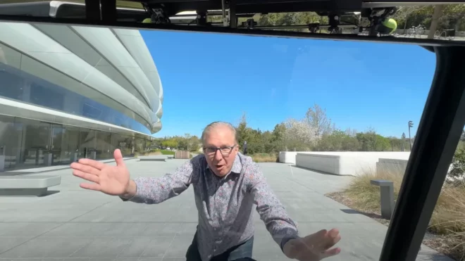 Un giro in golf cart nell’Apple Park