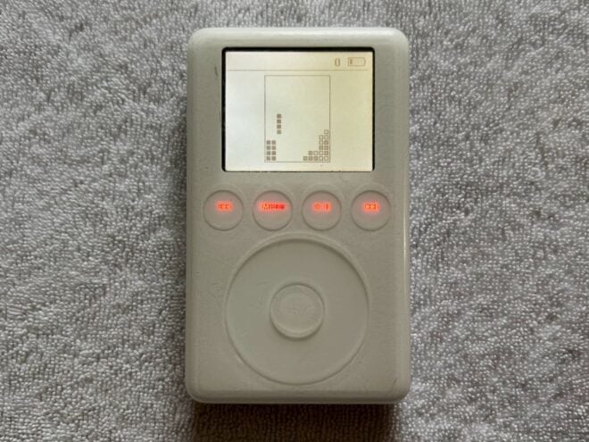 “Stacker”, il Tetris di Apple installato su un prototipo di iPod