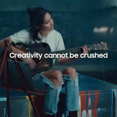“La creatività non può essere schiacciata”, Samsung risponde al controverso spot degli iPad Pro