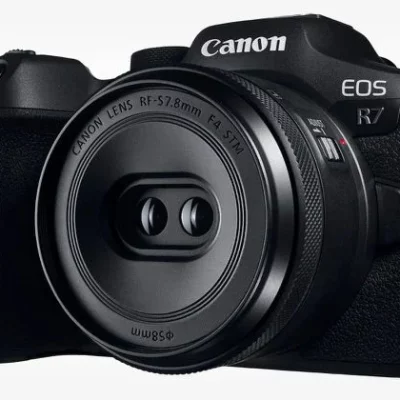 Apple e Canon annunciano un obiettivo per fotocamera mirrorless dedicato ai video spaziali