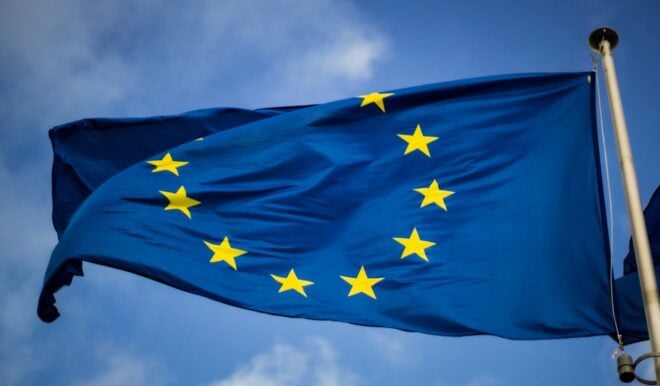 L’Unione Europea pronta a multare Apple per pratiche anticompetitive su App Store