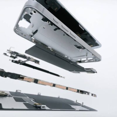 Il primo teardown dell’iPhone 16e e svela alcune caratteristiche del dispositivo