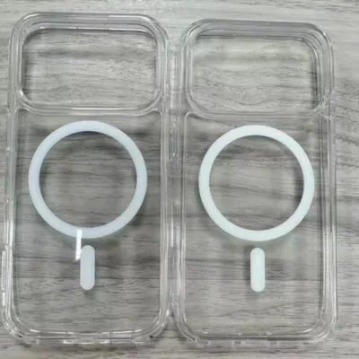 iPhone 17 Pro: presunte custodie confermano il design della fotocamera posteriore