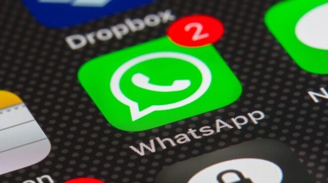 Addio WhatsApp al Congresso USA: lo staff dovrà usare iMessage e FaceTime