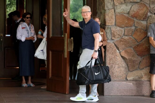 Tim Cook e Eddy Cue al Sun Valley 2025: Apple al centro delle grandi manovre dell’élite tech e finanziaria