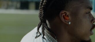 Apple presenta i nuovi Powerbeats Fit: auricolari sportivi in arrivo in autuno