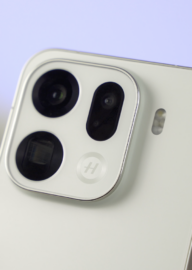 OPPO Find X9 Pro: è lui il vero rivale di iPhone 17 Pro? – Recensione | VIDEO