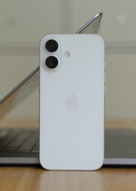 Recensione iPhone 17: è lui quello da comprare nel 2025? – VIDEO