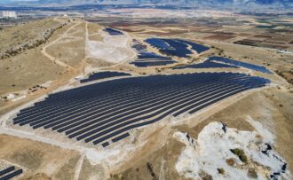 Apple investe sull’energia pulita con nuovi impianti anche in Italia