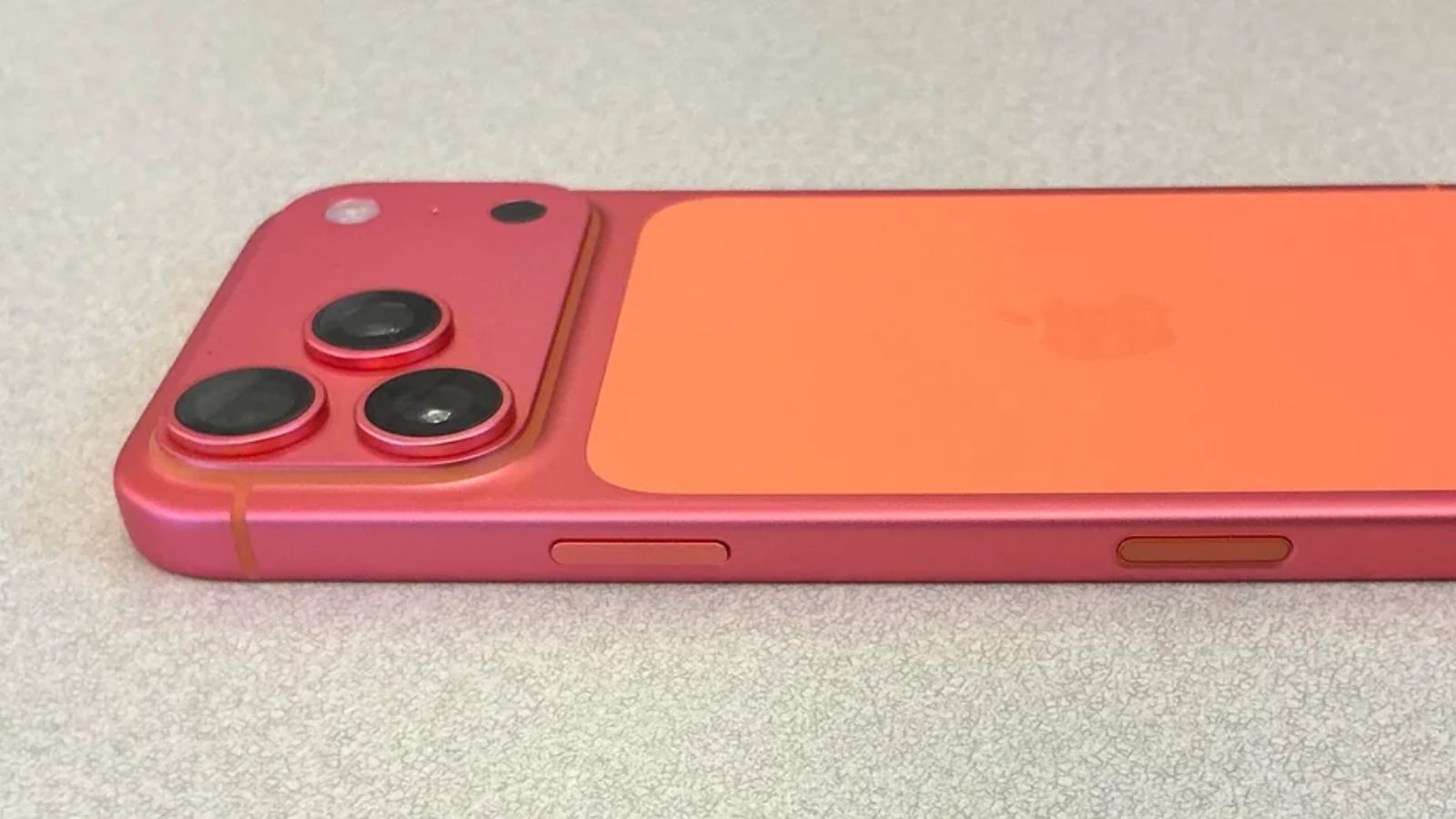 iphone 17 pro max arancione