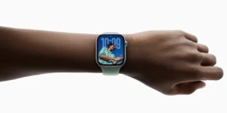 watchOS 26 aggiunge una gesture a “colpo di polso”, ecco perché è molto utile