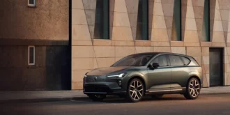 Volvo prende una posizione netta su CarPlay