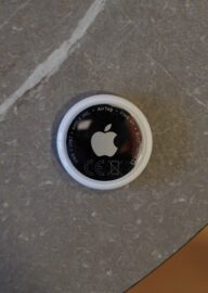 Recensione Apple AirTag 2: adesso è ancora più preciso e affidabile!