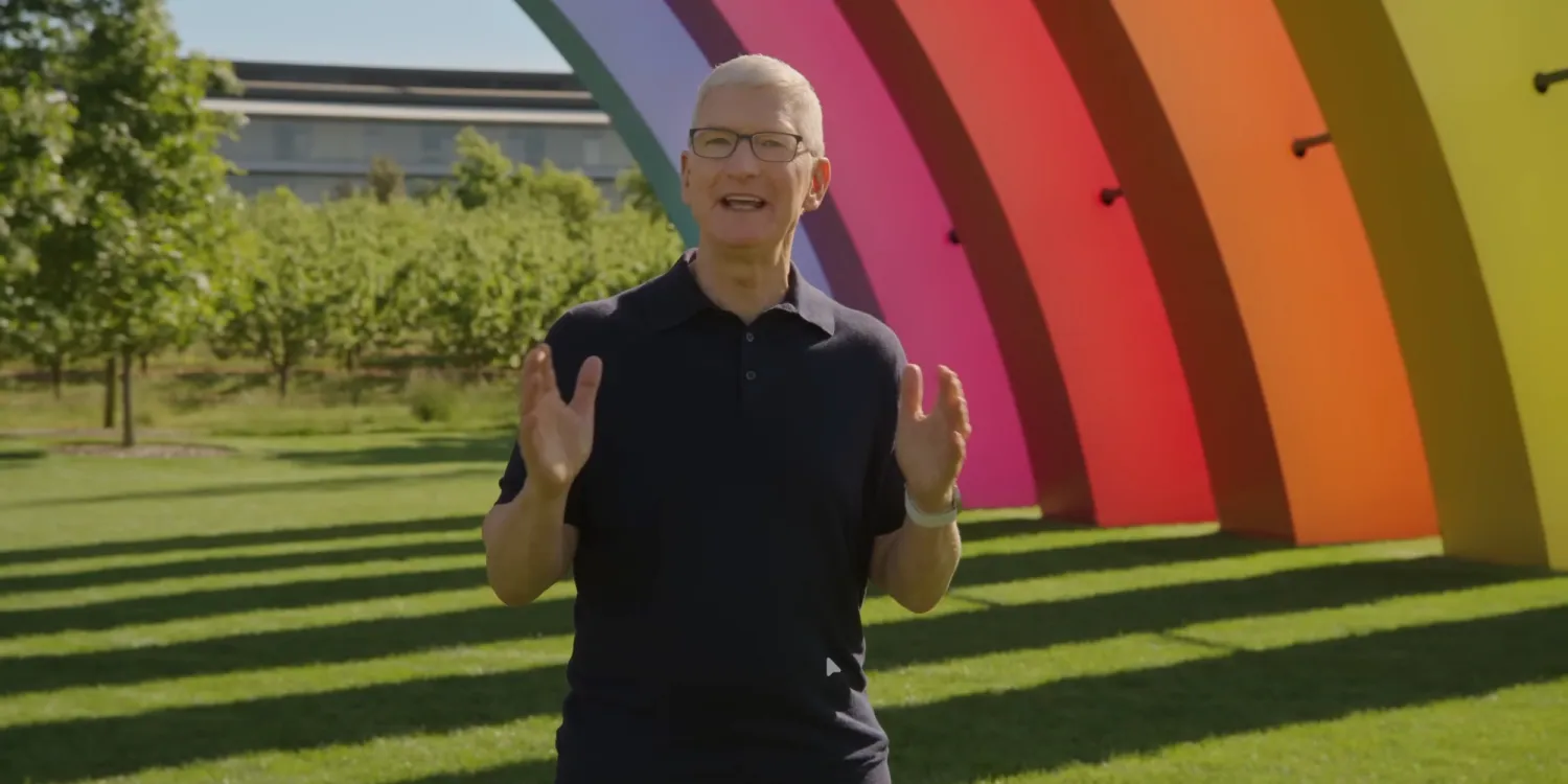 Tim Cook per i 50 anni di Apple guarda avanti, ric &hellip;