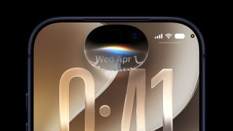 Apple prepara una Siri più elegante: su iPhone 18 potrebbe sparire l’effetto pillola